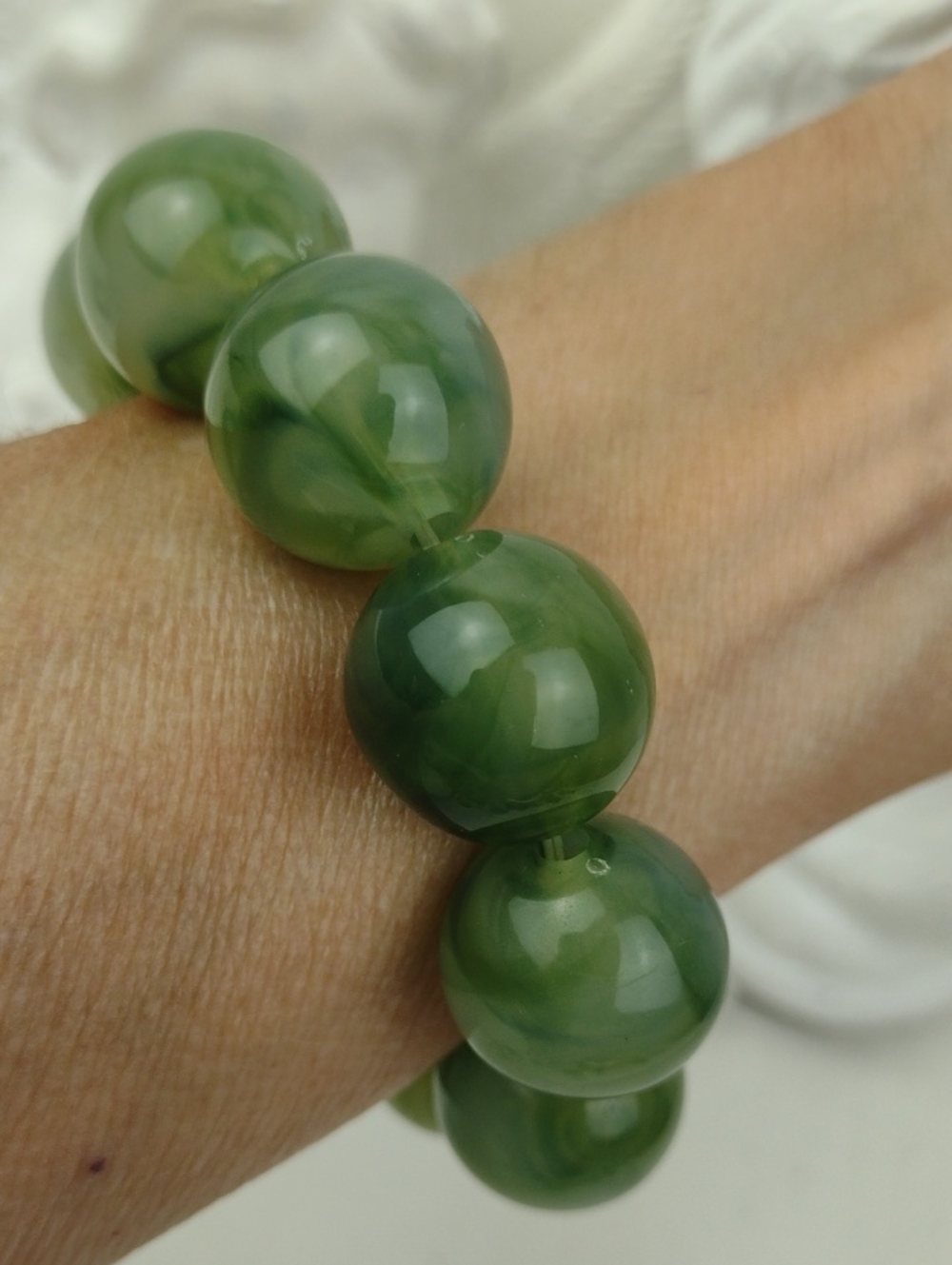 Chunky Jade Green Marbled Bead Stretch Bracelet - Picture 5 of 7